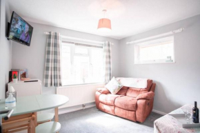 Quiet City Centre Apartment close to the action
